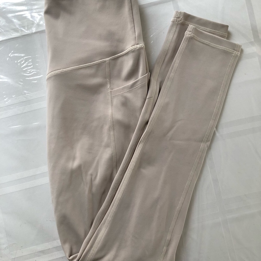 Curves and Combatboots Comfort leggings